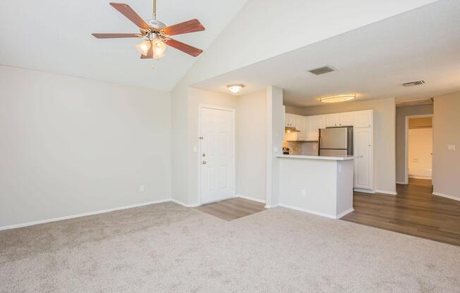 2 beds, 2 baths, 950 sqft, $1,299