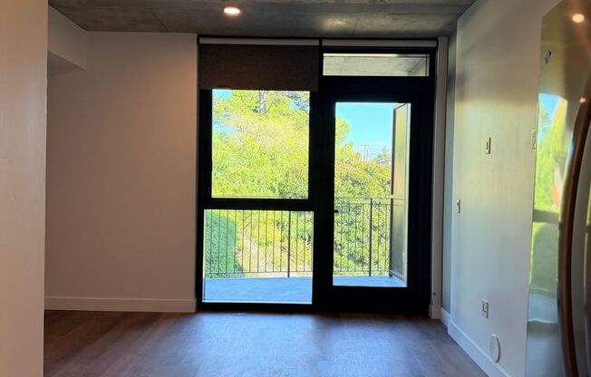 Studio, 1 bath, 362 sqft, $1,950, Unit 610