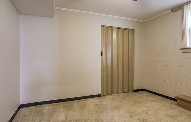 1501 F St - 6 Plex