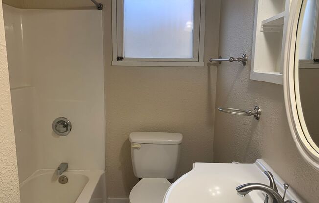 2 beds, 1 bath, $1,500