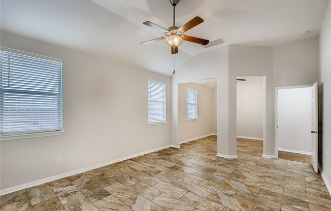 2136 GRANITE HL DR