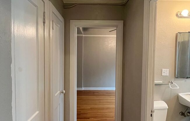 1 bed, 1 bath, $1,345, Unit 204