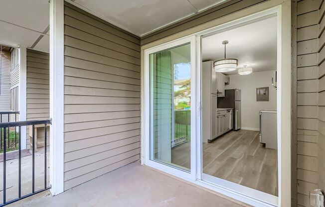 2 beds, 1 bath, 900 sqft, $2,200, Unit Apt. 110