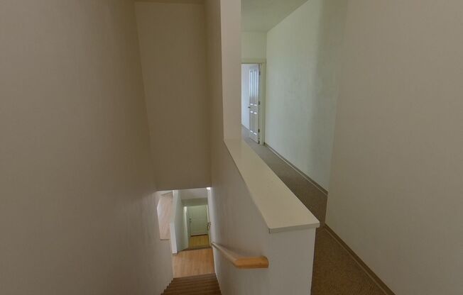 3 beds, 1.5 baths, 1,302 sqft, $2,550, Unit 1