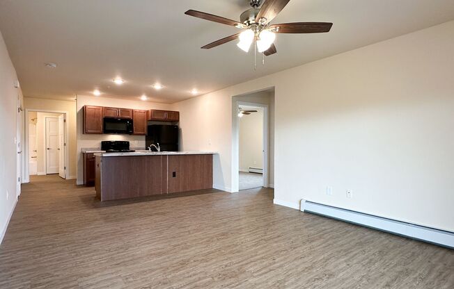 3 beds, 2 baths, 1,186 sqft, $1,385, Unit FL 5859-19