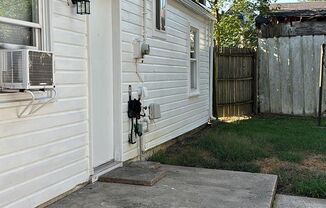 3 beds, 1 bath, $1,250