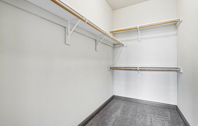 2 beds, 2 baths, 1,247 sqft, $1,549, Unit 17 - 202