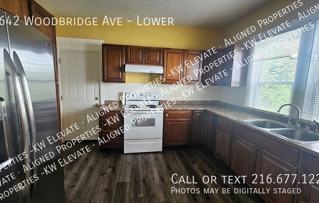 3642 WOODBRIDGE AVE