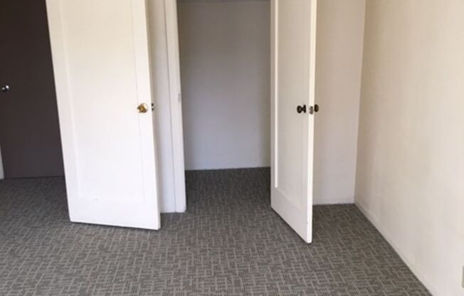 1 bed, 1 bath, $1,300, Unit 305A