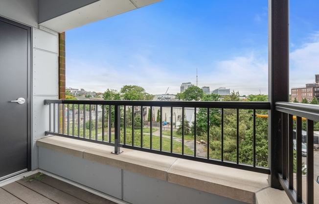 2 beds, 2 baths, 1,009 sqft, $4,100, Unit 301