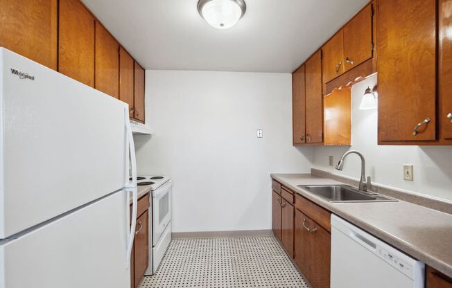 2 beds, 1 bath, 1,000 sqft, $1,350, Unit 2201-103