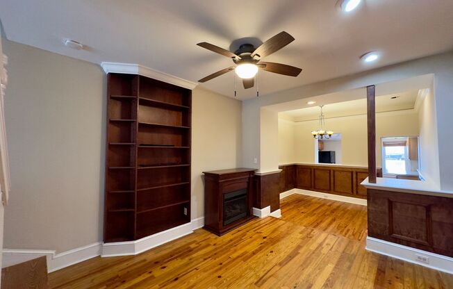 Charming 2 Bedroom/1 Bathroom Townhome with Deck and Parking Pad in South Baltimore!