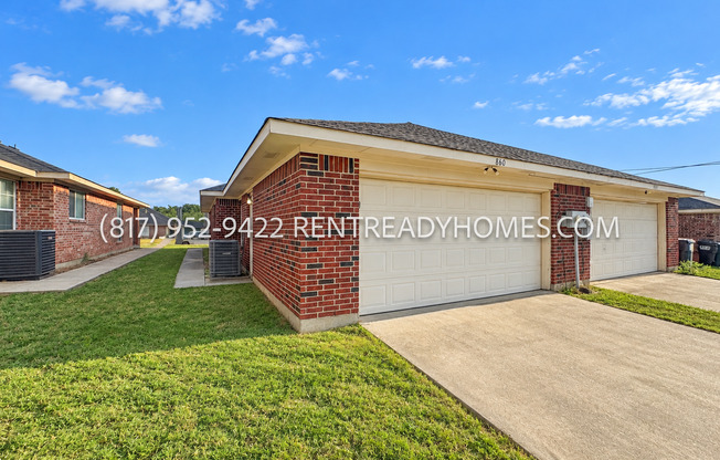 860 Potomac Dr - Pet Friendly 3 Bedroom Rental Home in Lancaster, TX with Garage, Central AC and Stainless Steel Appliances