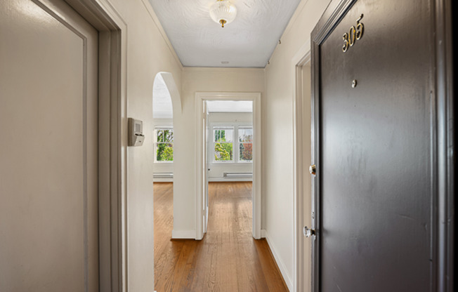 Astor Court Apartments