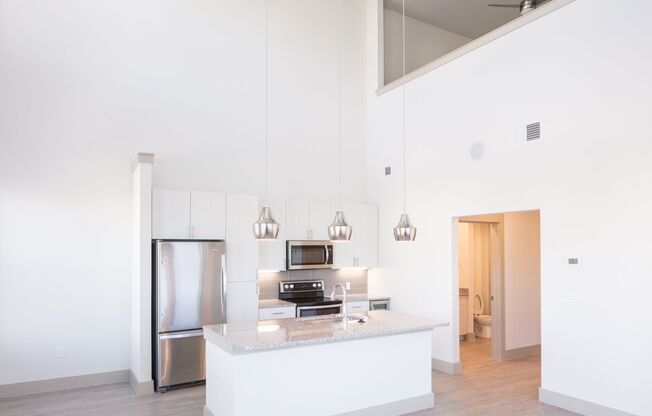 1 bed, 1.5 baths, 921 sqft, $2,070, Unit 204
