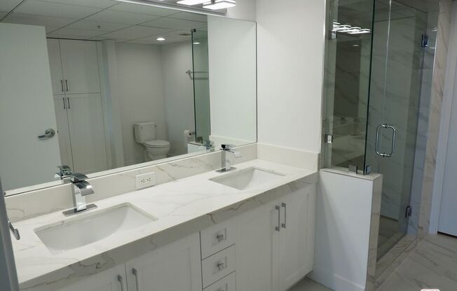 1 bed, 2 baths, 882 sqft, $4,295, Unit 619