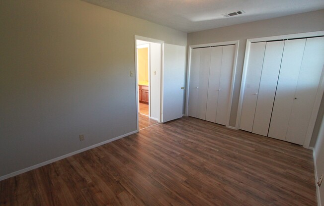 2 beds, 1.5 baths, $1,660, Unit Unit D