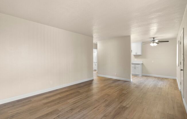 1 bed, 1 bath, 750 sqft, $1,750, Unit 24