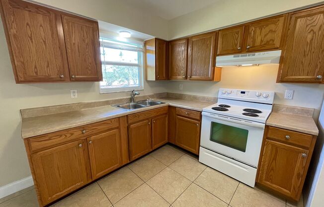 ANNUAL RENTAL - POINCIANA - 1 BED/1 BATH