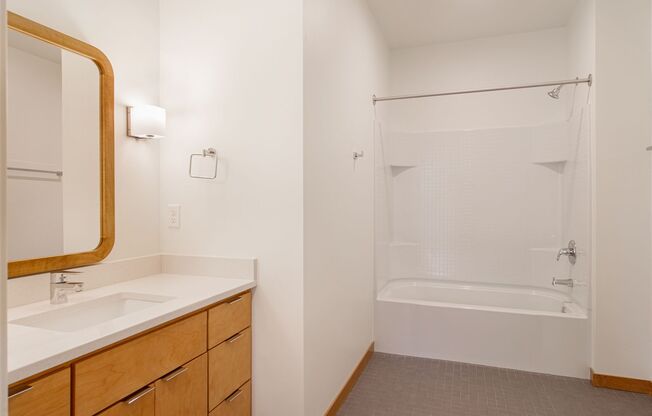 2 beds, 2 baths, 991 sqft, $1,750, Unit A209