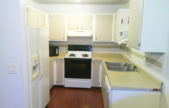2 BR, 2 Bath Condo on Tripp Dr in Reno.