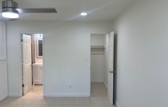 1 bed, 1 bath, $1,995, Unit 12