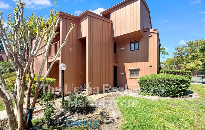 986 E MICHIGAN ST