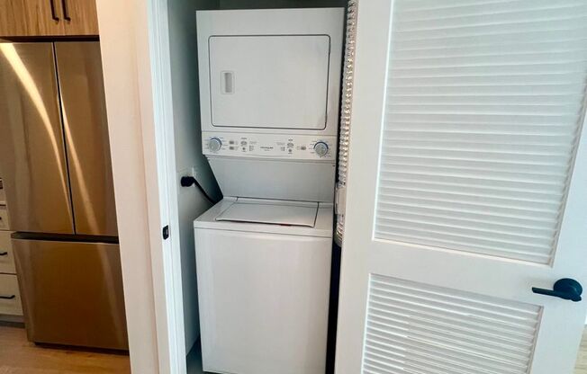 Studio, 1 bath, 464 sqft, $2,495, Unit 709