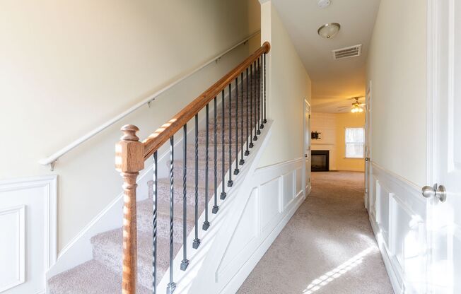 Spacious 3BR/2.5BA Townhouse Near Atlanta