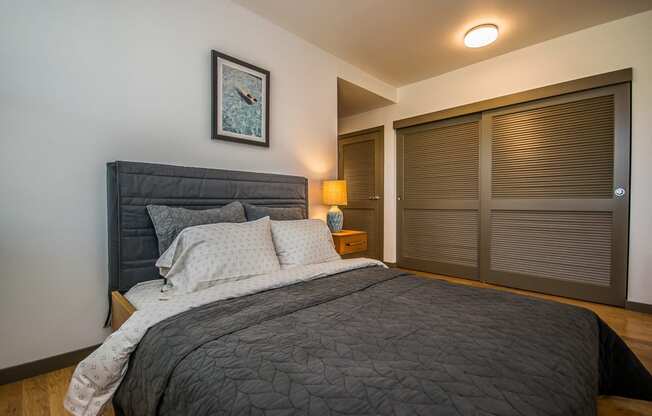 Corbett Heights Apartments in Portland, OR with Hardwood Floors, and a Spacious Closet