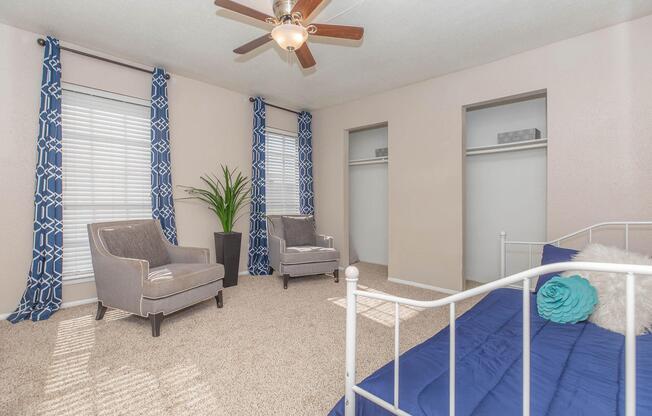 3 beds, 2 baths, 1,241 sqft, $999