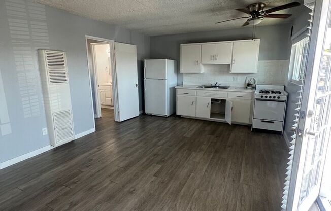 1 bed, 1 bath, 600 sqft, $1,900