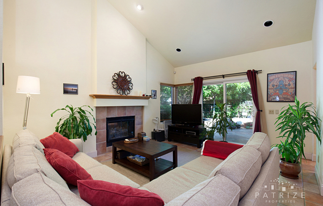 Beautiful twinhome in Village Park Encinitas.