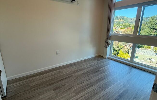 1 bed, 1 bath, 437 sqft, $2,562, Unit 302