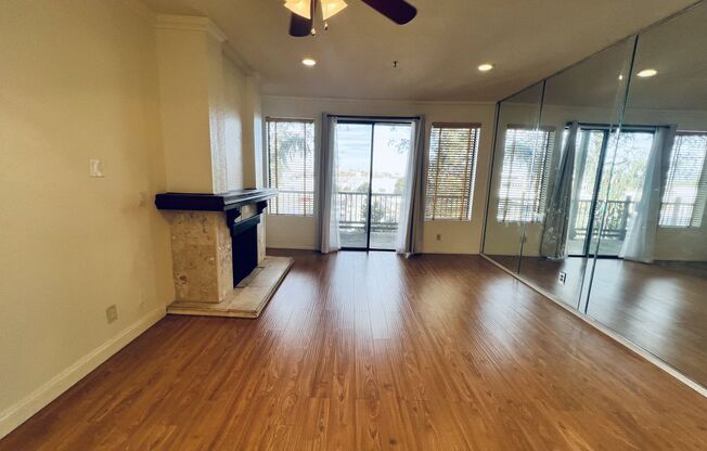 2 beds, 2.5 baths, $3,500, Unit # 205