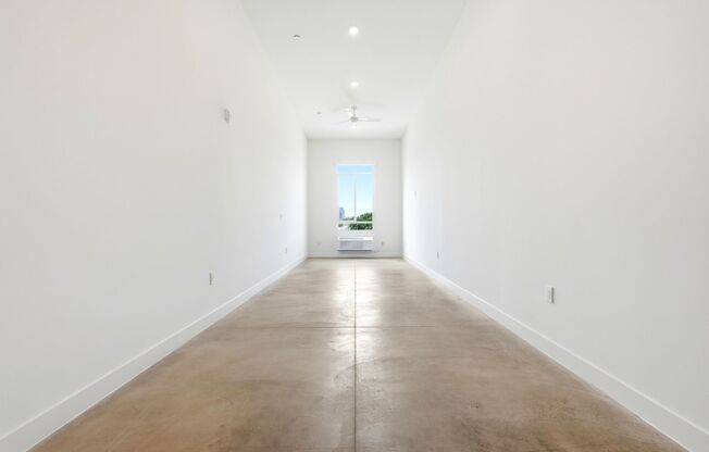 Studio, 1 bath, 390 sqft, $1,895, Unit 304-A