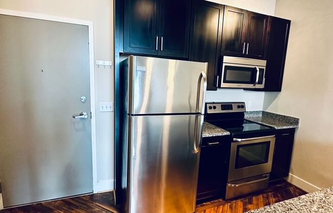 2 beds, 2.5 baths, 1,329 sqft, $1,400, Unit 218