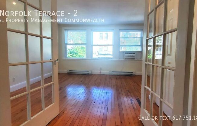 2 NORFOLK TERRACE