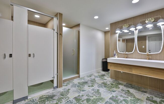 Pool House-Newly Renovated!