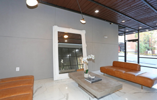 Studio, 1 bath, 400 sqft, $1,262.5, Unit 403
