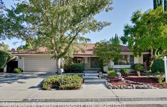 7009 Elmsdale Dr
