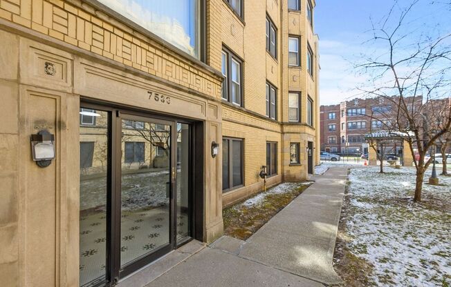 7527-35 S. Essex Ave.