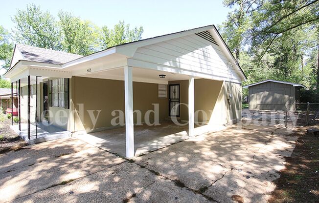 Welcome to 4338 Manor Haven Drive!