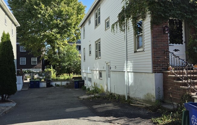 93 Bailey Road