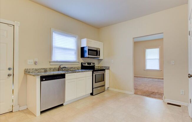 3 beds, 1 bath, $1,700