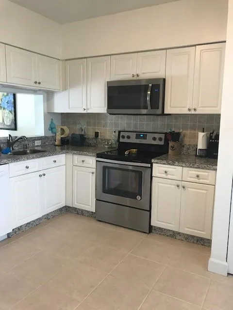 285 DUVAL CT