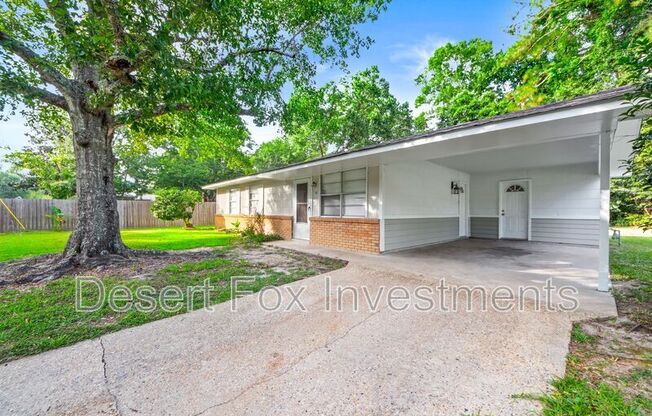 101 N IDA LN