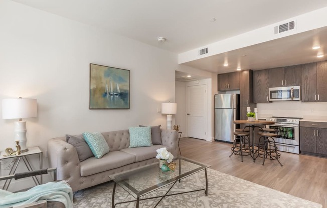 Windsor - Open Concept Living Area