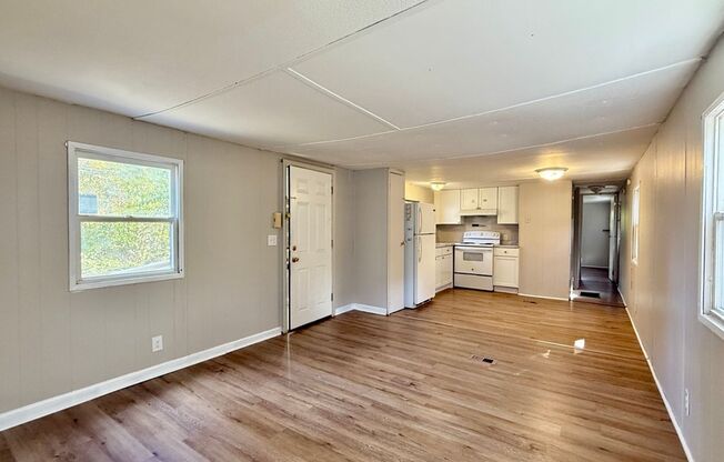 Updated Home in Laurel Lakes NJ FOR RENT $1450