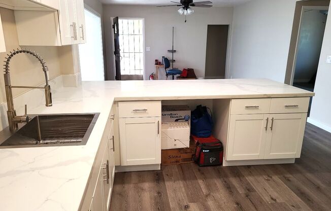 5 Bedroom / 2 Bath House in Ewa Beach